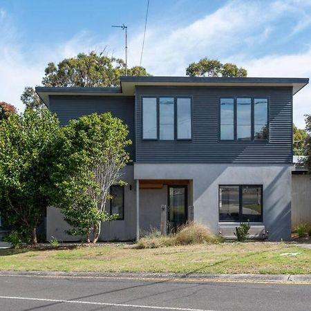 Flowering Gum House - Furry Friends Welcome Villa Anglesea Exterior photo